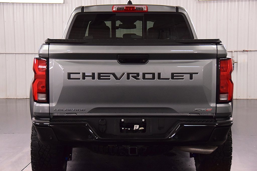 Used 2024 Chevrolet Colorado ZR2 w/ ZR2 Convenience Package III image 6