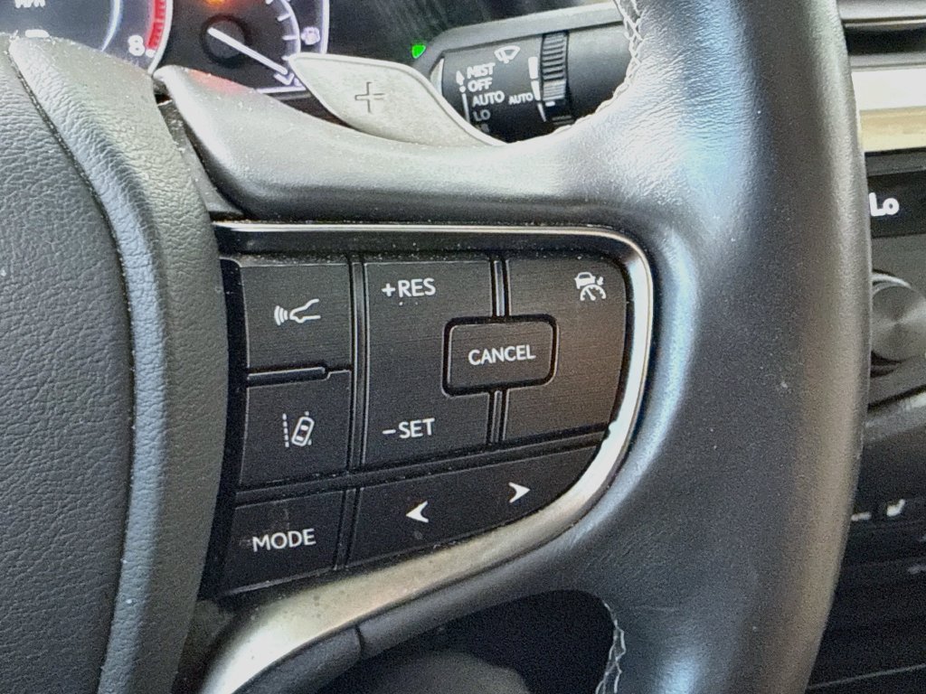 Used 2019 Lexus ES 350 w/ Premium Package FWD image 12
