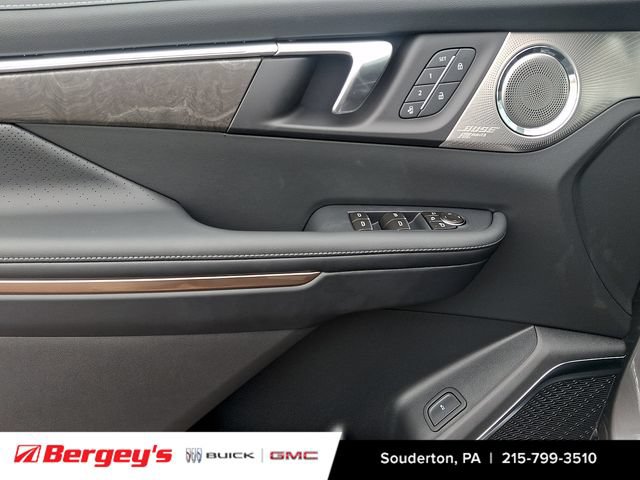 New 2026 Buick Enclave Avenir w/ Super Cruise Package FWD image 9