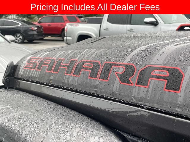 Used 2025 Jeep Wrangler Unlimited Sahara w/ Safety Group AWD/4WD image 5