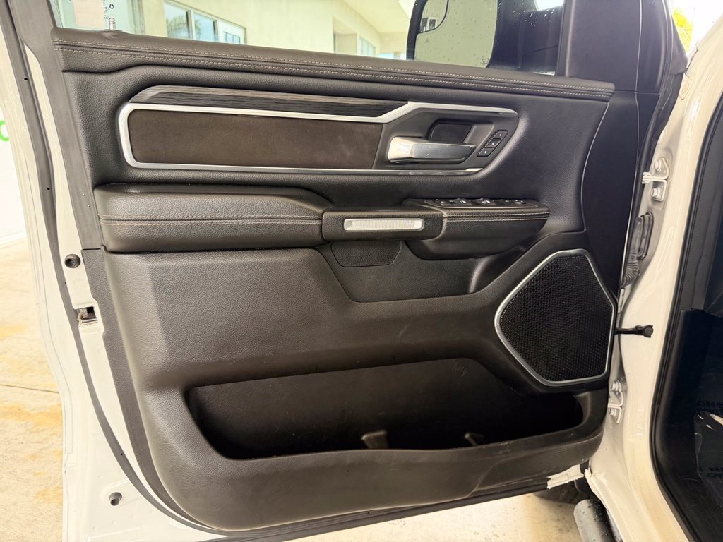 Used 2023 RAM 1500 Laramie AWD/4WD image 43