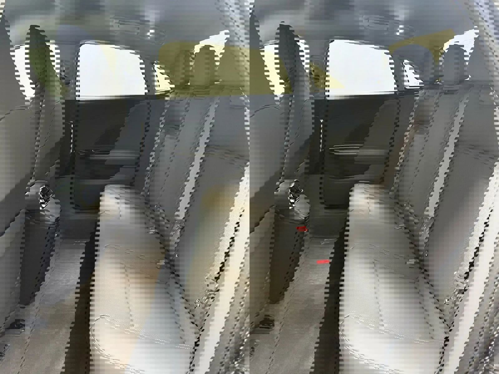 Used 2025 Lucid Air Touring image 16