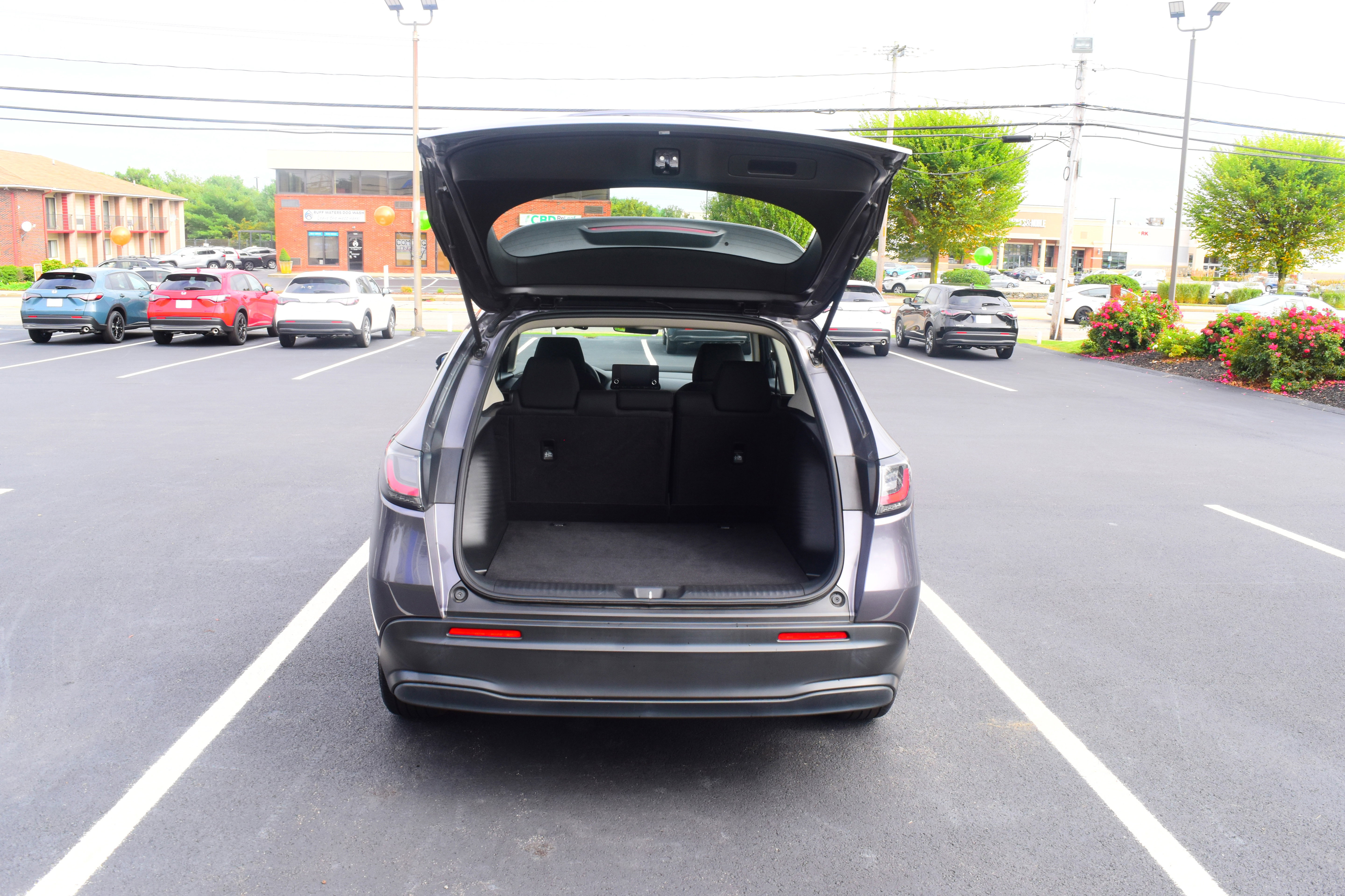 Certified 2023 Honda HR-V LX image 9