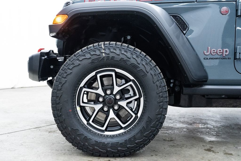 New 2026 Jeep Gladiator Rubicon w/ Steel Power Dome Hood Package AWD/4WD image 7