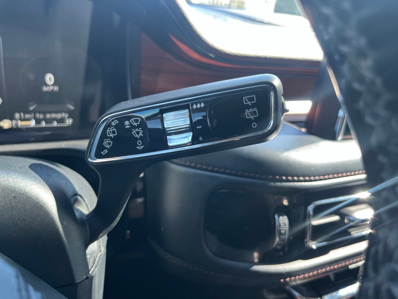 Used 2021 Lincoln Aviator Reserve RWD image 18