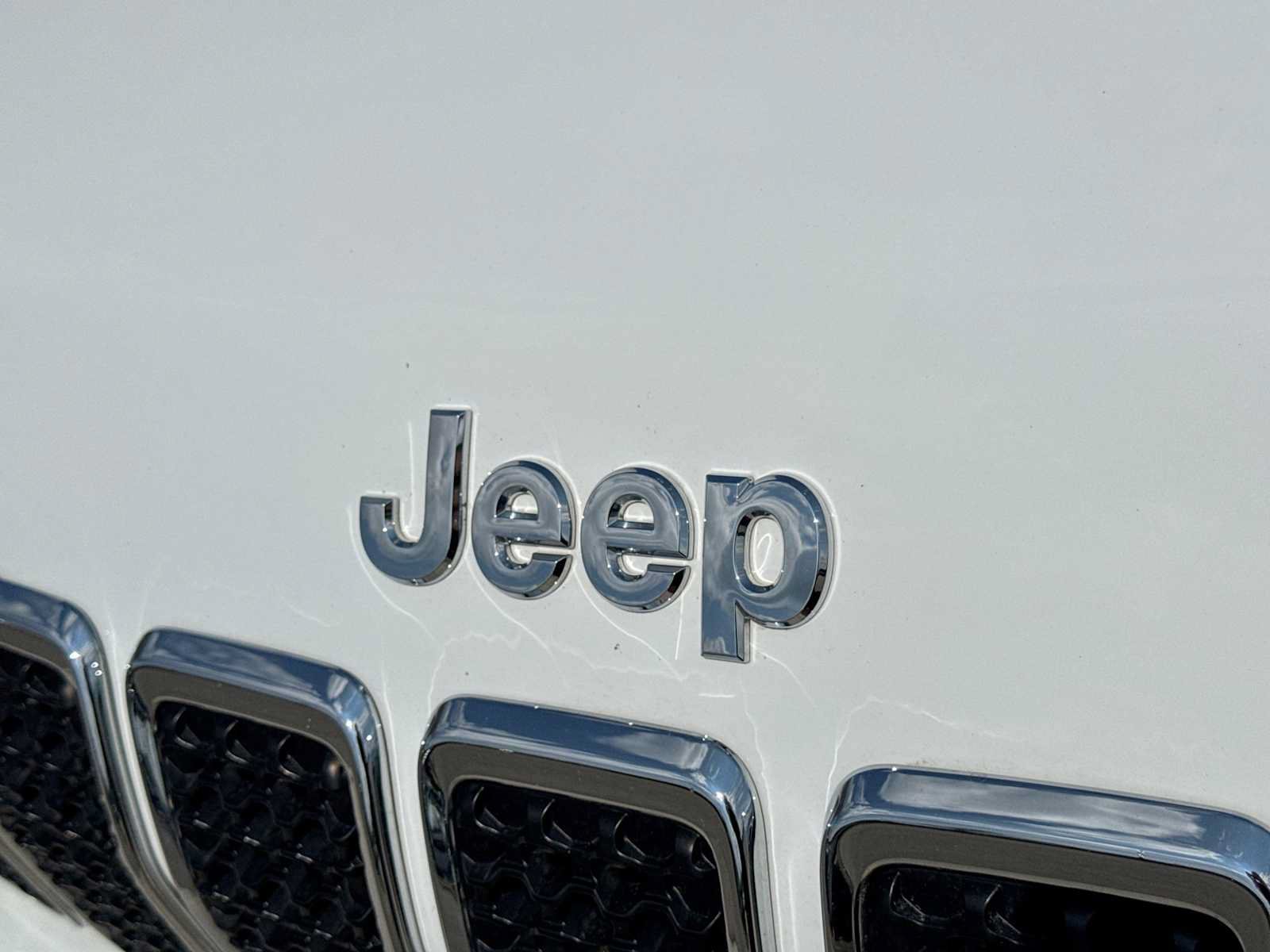 Used 2020 Jeep Cherokee Limited AWD/4WD image 11