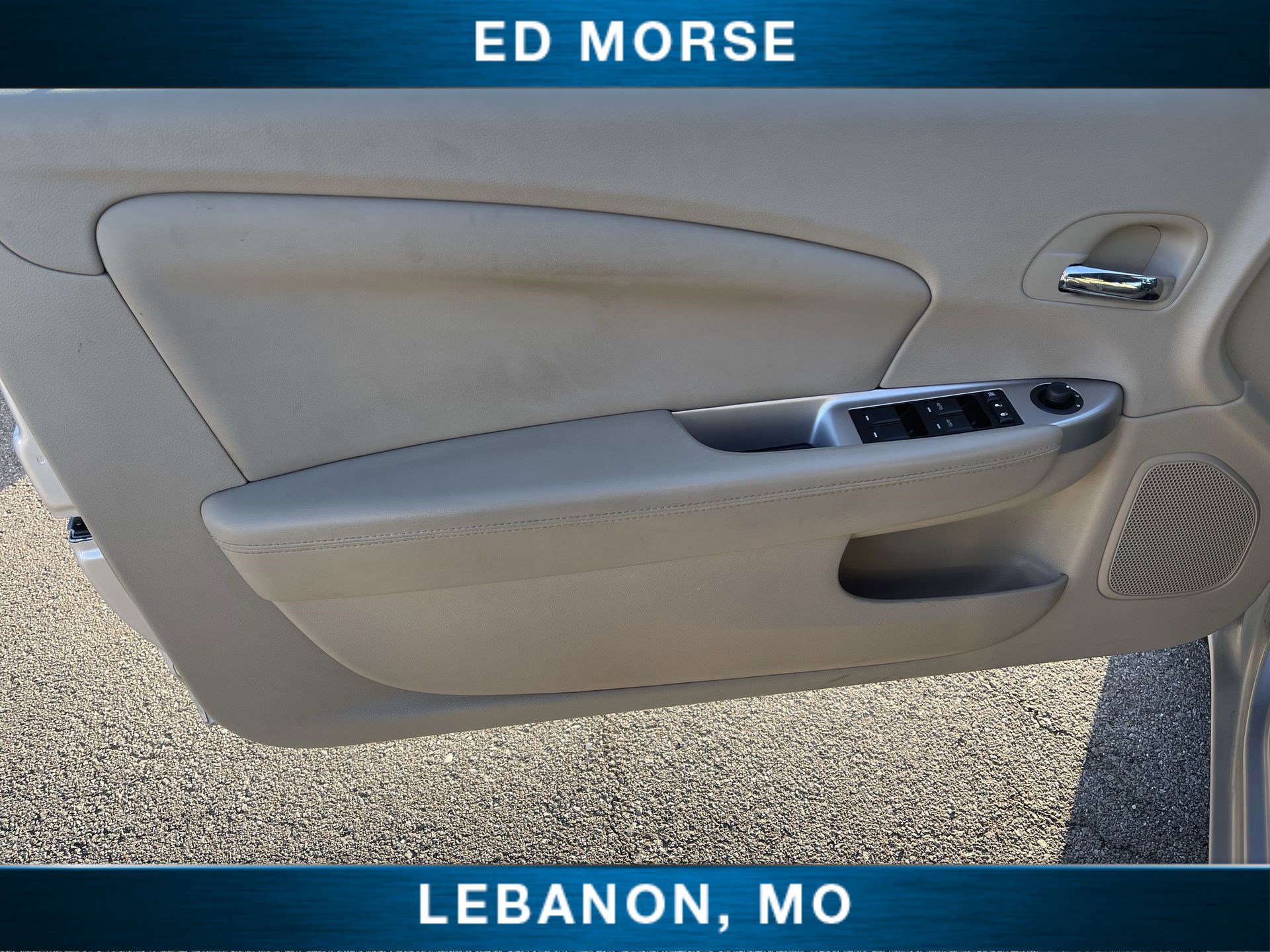 Used 2011 Chrysler 200 Limited image 19