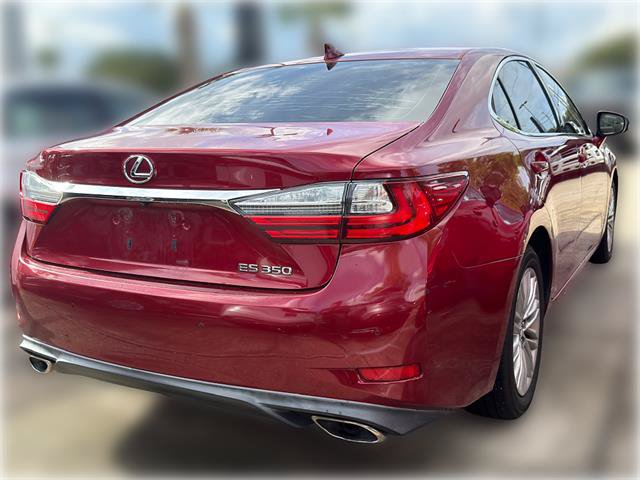 Used 2016 Lexus ES 350 w/ Premium Package w/Wood Trim FWD image 4