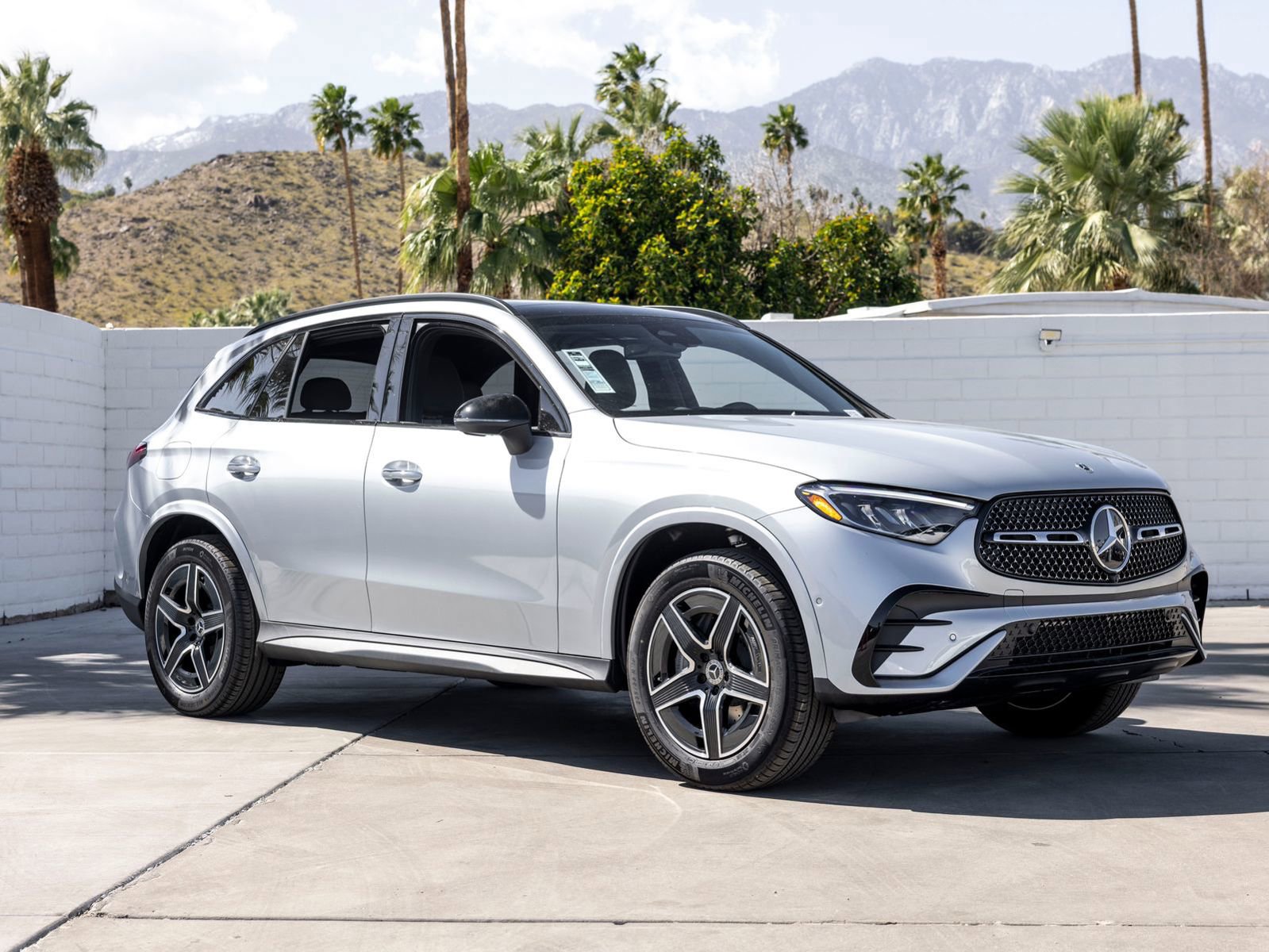 New 2026 Mercedes-Benz GLC 300 4MATIC image 2