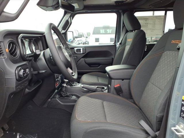 New 2026 Jeep Gladiator Mojave w/ Safety Group image 16