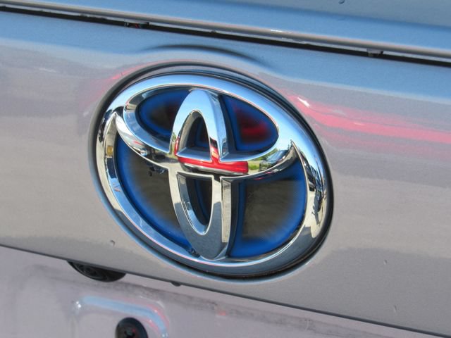 Used 2022 Toyota RAV4 XLE w/ Convenience Package AWD/4WD image 14