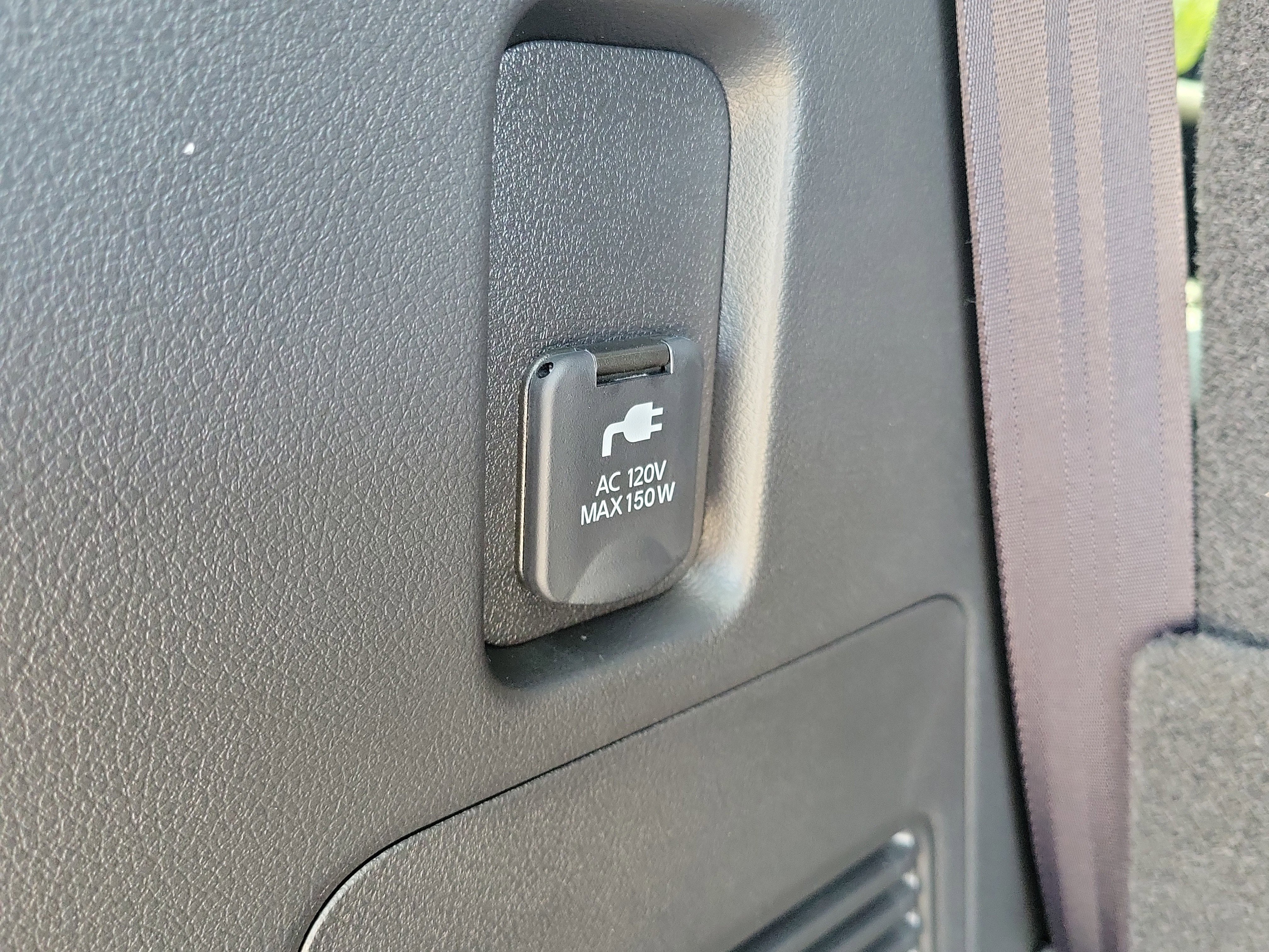 New 2025 Nissan Armada PRO-4X image 11