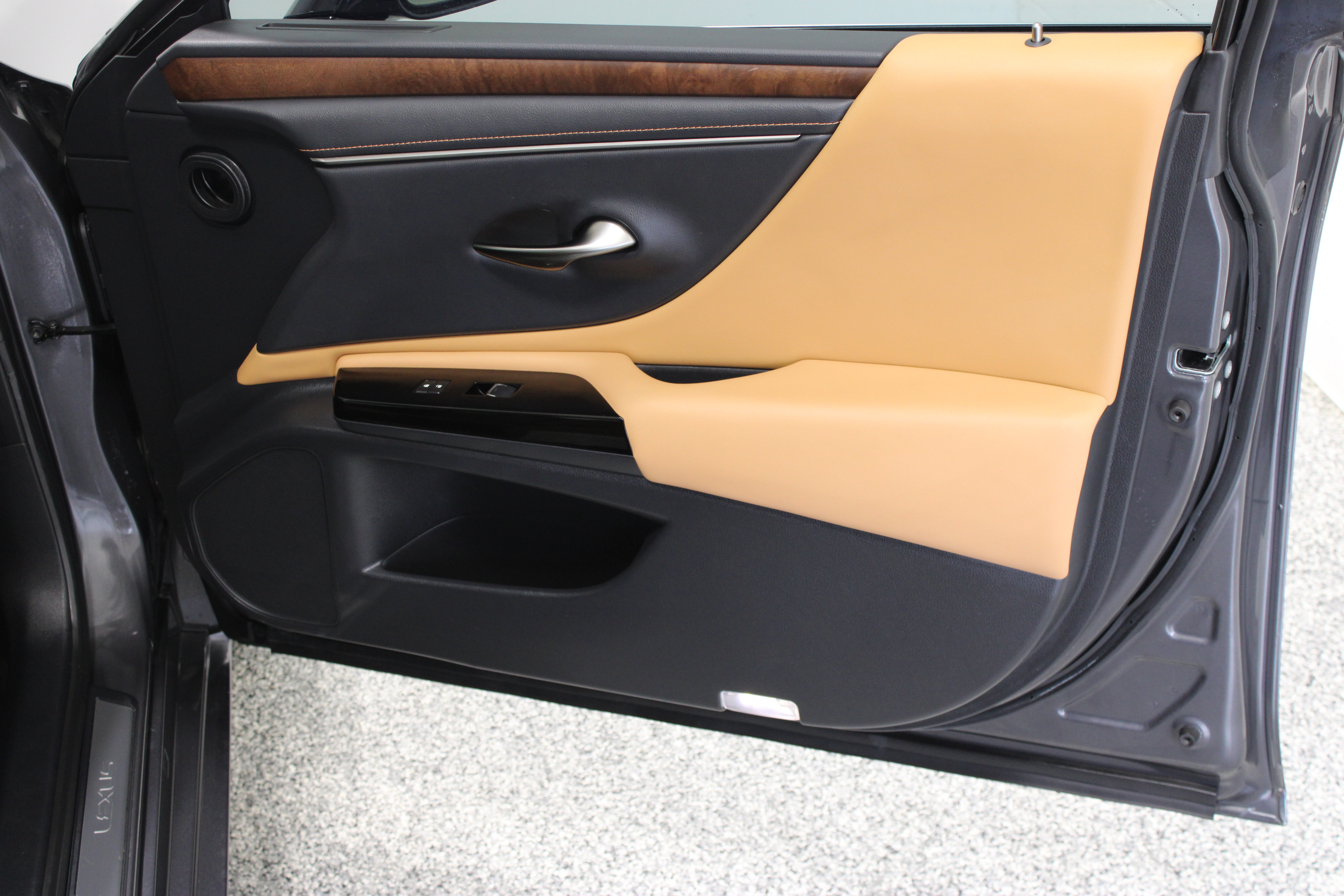 Used 2022 Lexus ES 350 w/ Premium Package FWD image 37