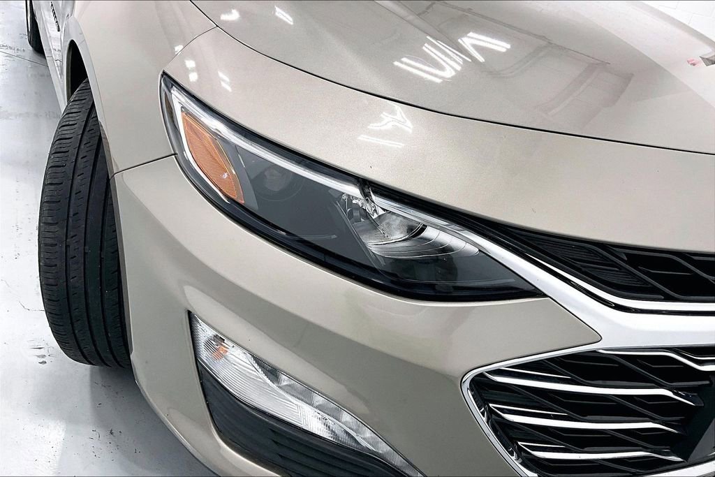 Used 2023 Chevrolet Malibu LT w/ Driver Confidence Package FWD image 28