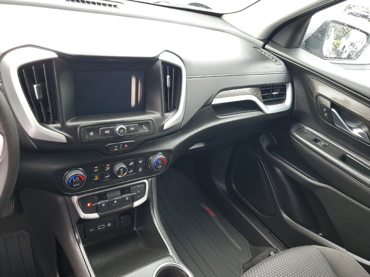 Used 2022 GMC Terrain SLE w/ Driver Convenience Package FWD image 25