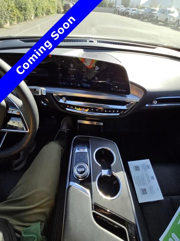 Used 2024 Cadillac Lyriq Sport image 18