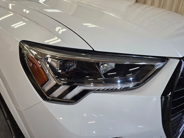 Certified 2025 Audi Q3 2.0T Premium w/ Convenience Package image 6