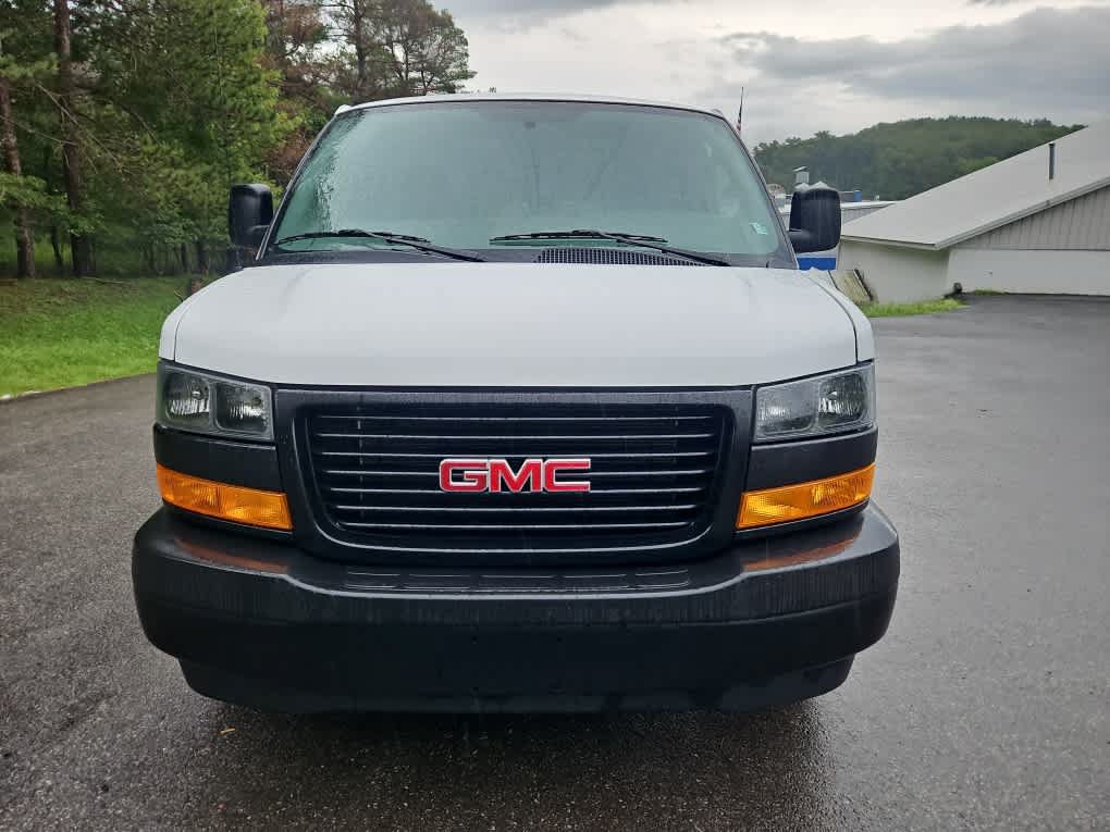 New 2026 GMC Savana 3500 Extended w/ Driver Convenience Package RWD image 8