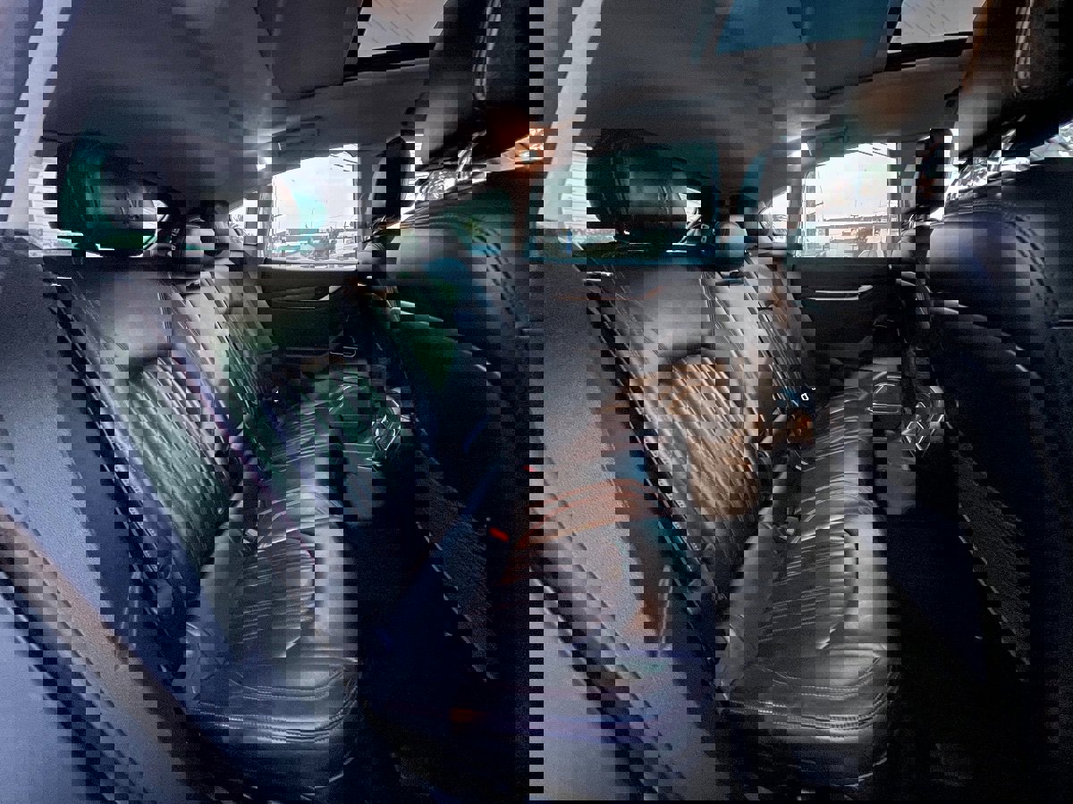 Used 2017 Maserati Levante w/ Sport Package image 14