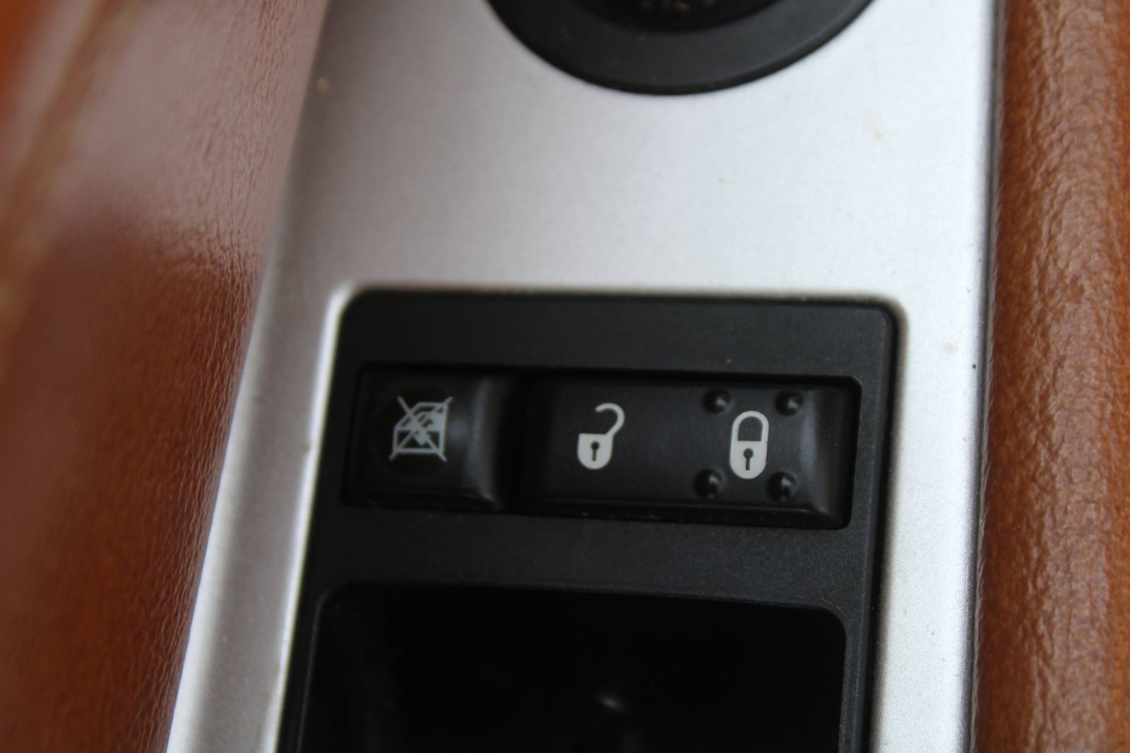 Used 2015 Jeep Compass Limited w/ Sun/Sound Group image 20