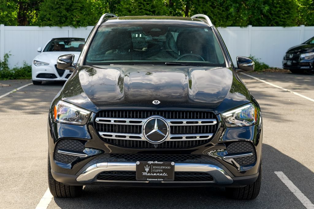 Used 2024 Mercedes-Benz GLE 450e 4MATIC image 2