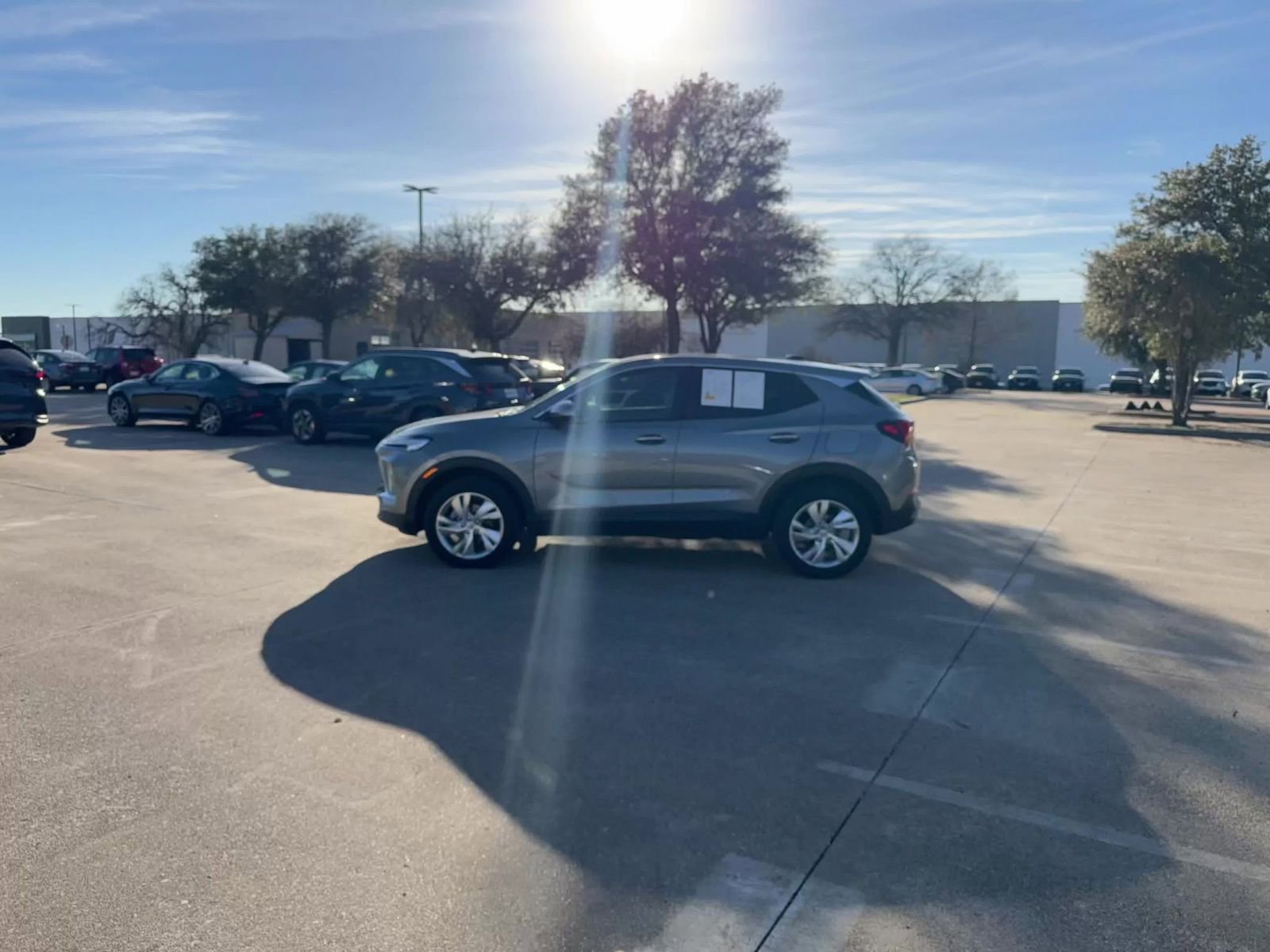 Used 2025 Buick Encore GX Preferred image 16