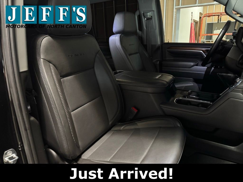 Used 2024 GMC Sierra 2500 Denali w/ Denali Reserve Package image 19