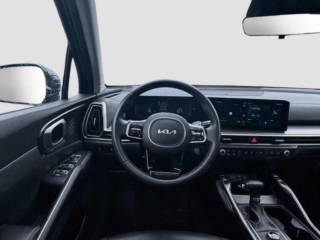 Certified 2024 Kia Sorento S w/ Panoramic Sunroof Package AWD/4WD image 26