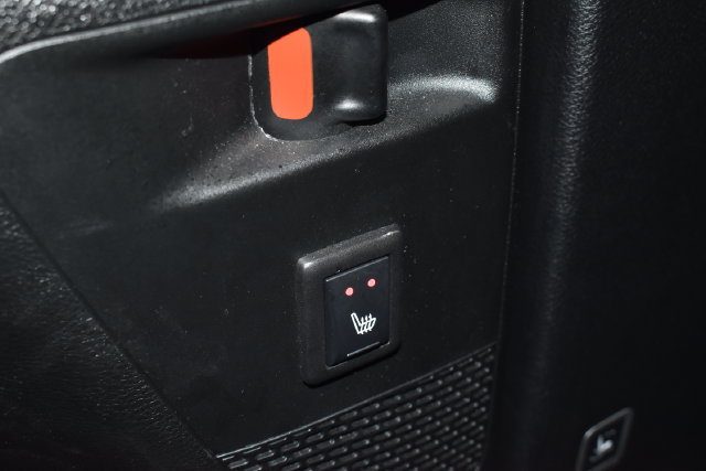 Certified 2025 Chrysler Pacifica Limited FWD image 27