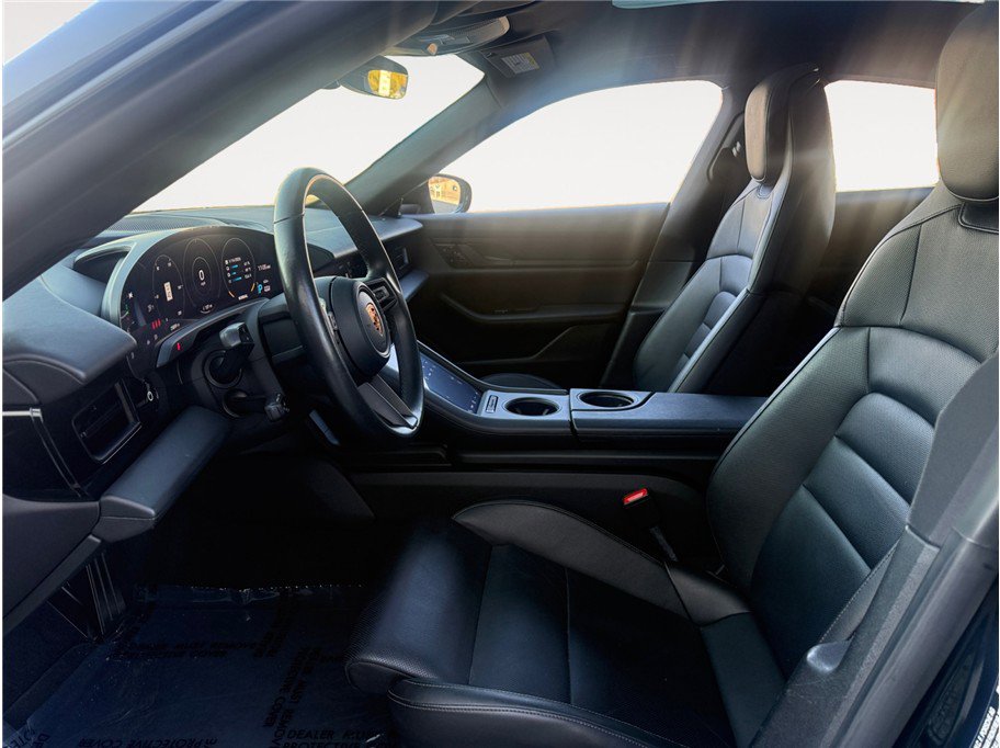 Used 2020 Porsche Taycan 4S image 9