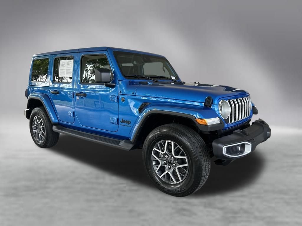 Used 2025 Jeep Wrangler Unlimited Sahara AWD/4WD image 2