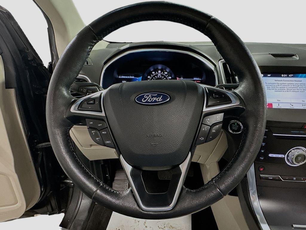 Used 2019 Ford Edge Titanium w/ Cold Weather Package AWD/4WD image 12
