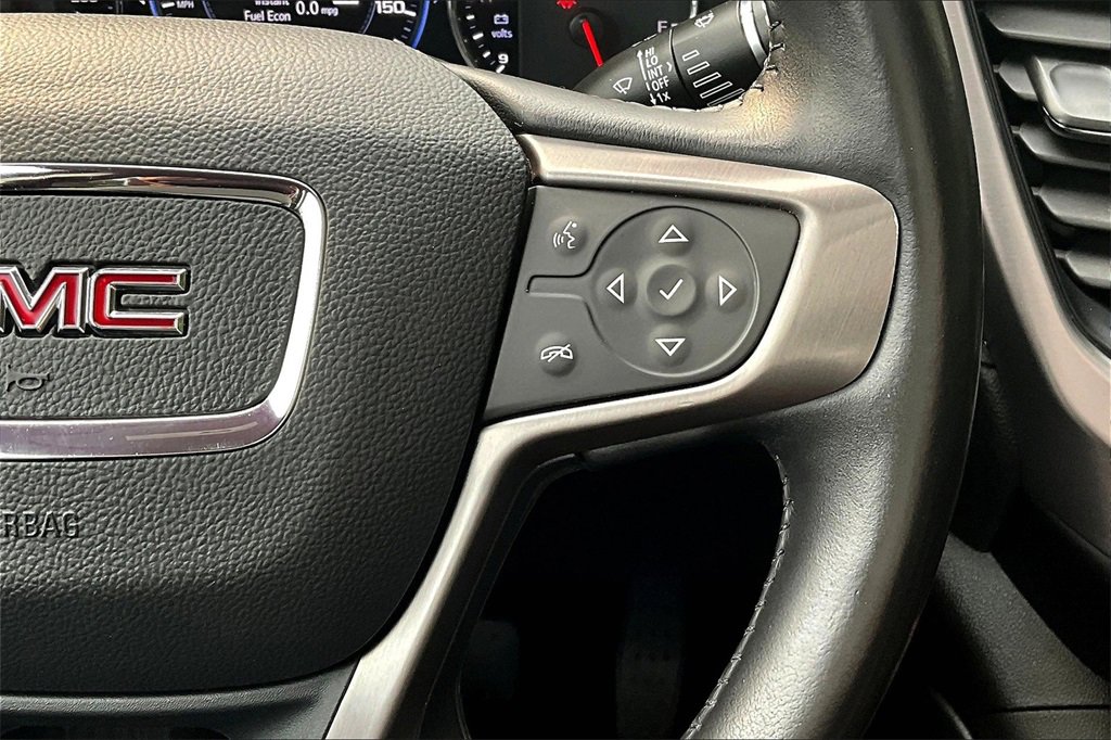 Used 2021 GMC Acadia AT4 w/ Technology Package image 12