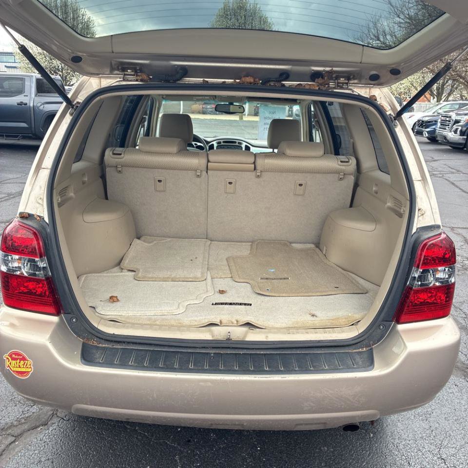Used 2005 Toyota Highlander 4WD image 15