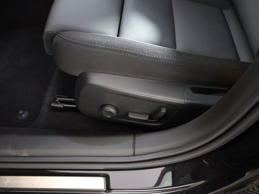 Used 2023 Polestar Polestar 2 w/ Pilot Pack AWD/4WD image 32