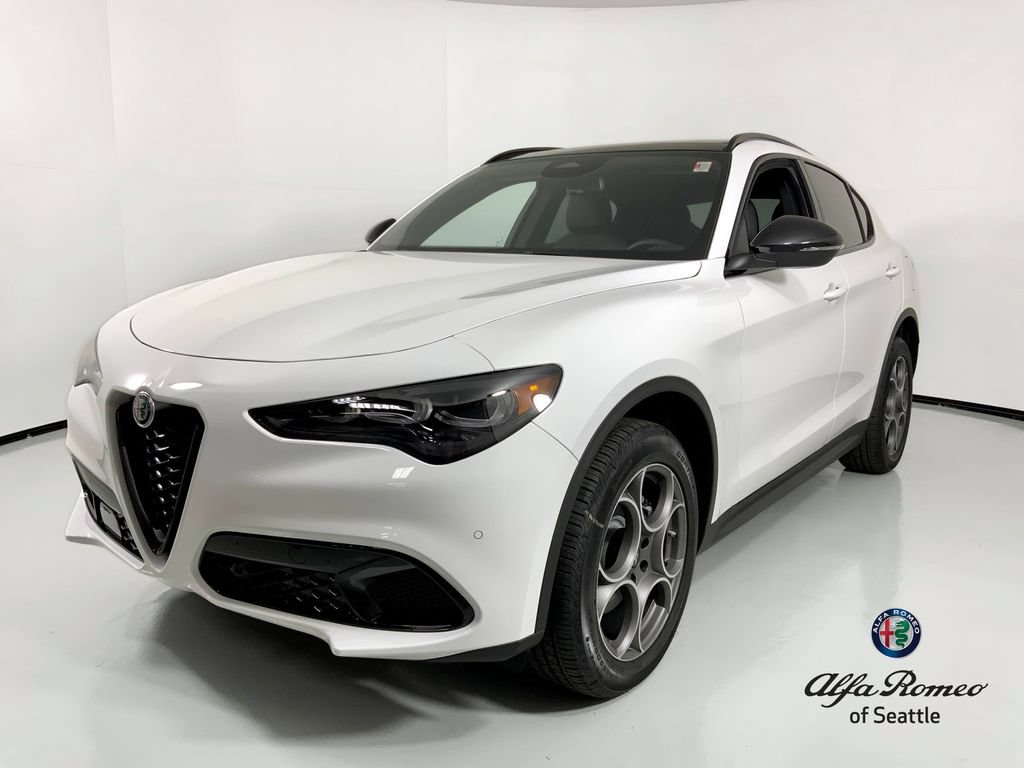New 2026 Alfa Romeo Stelvio Sprint w/ Convenience Package AWD/4WD image 1