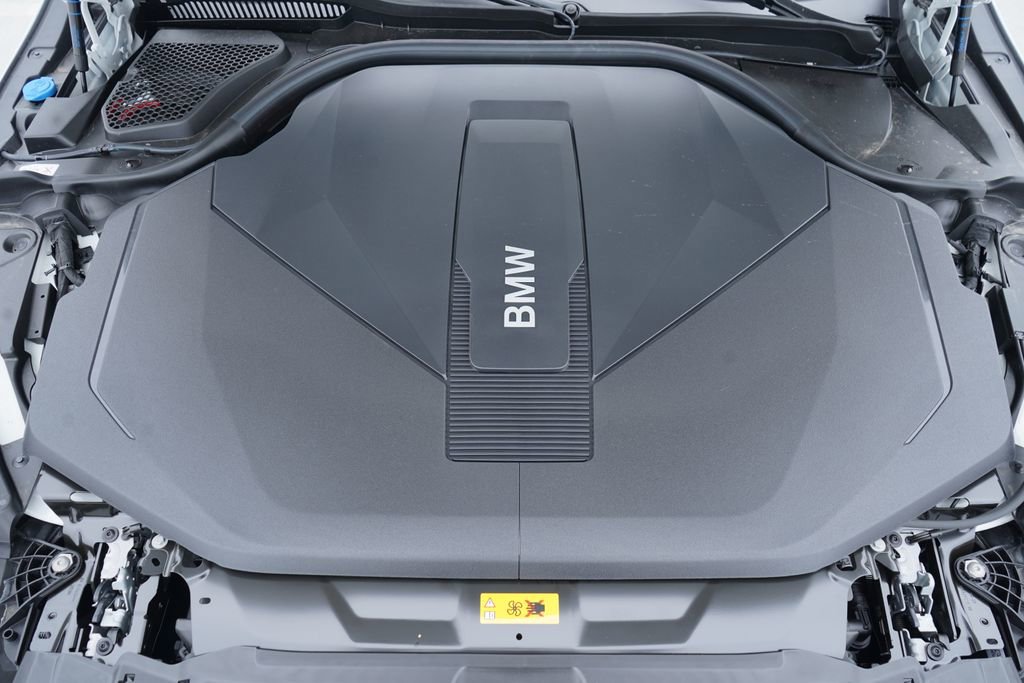 Used 2026 BMW i5 eDrive40 w/ Premium Package image 22