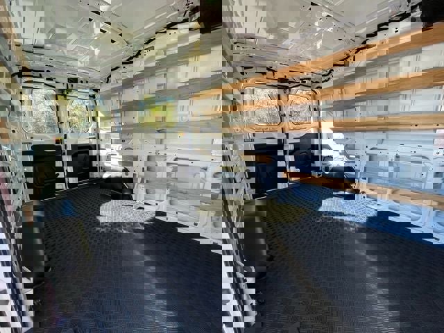 Used 2024 Ford Transit 250 Low Roof w/ Exterior Upgrade Package image 29