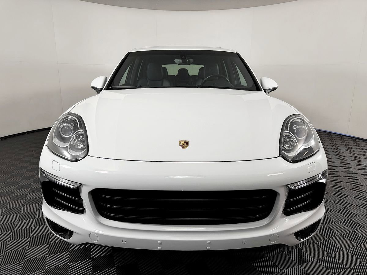 Used 2017 Porsche Cayenne Platinum Edition AWD/4WD image 4