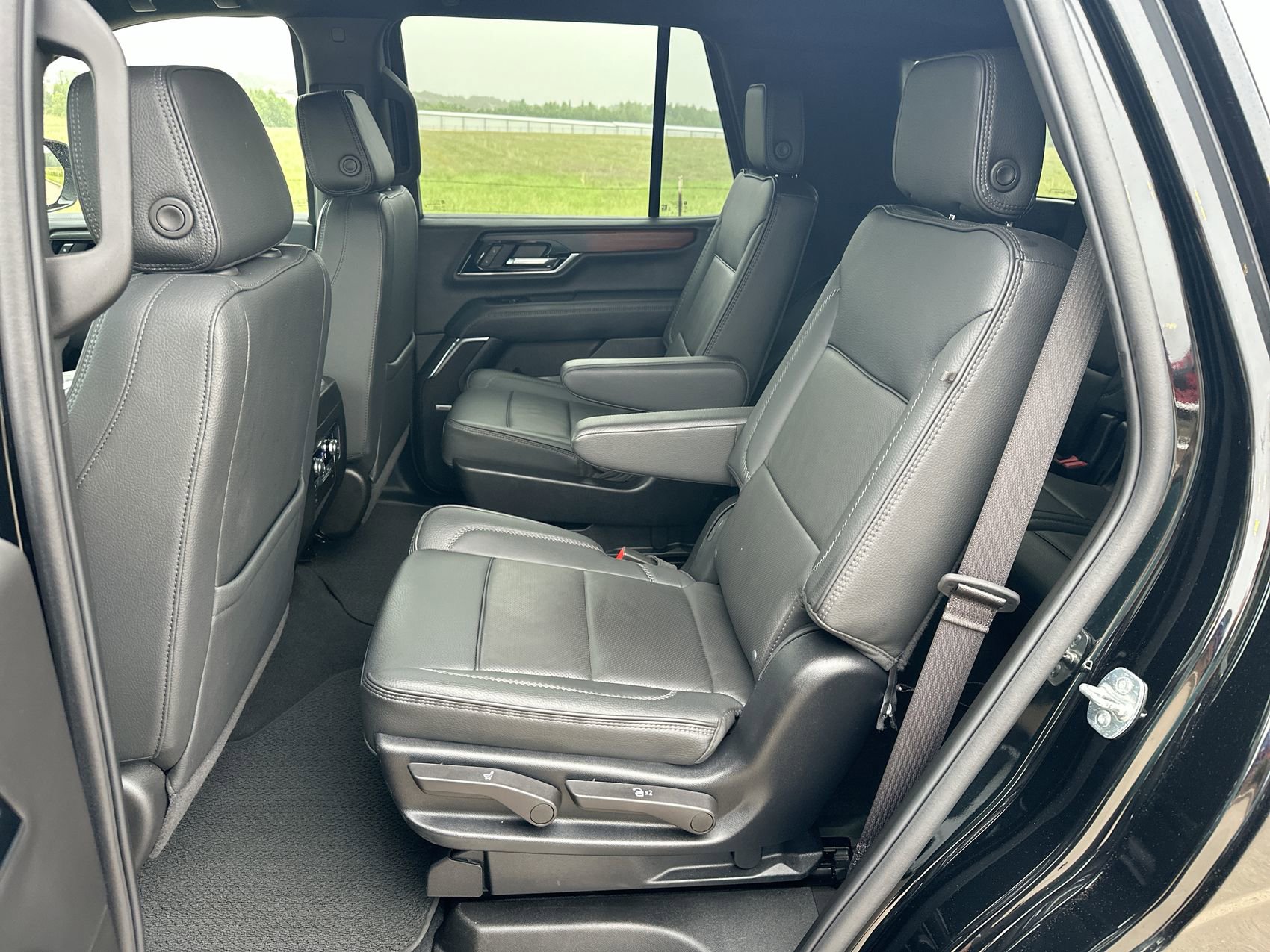 Certified 2025 GMC Yukon Denali AWD/4WD image 24