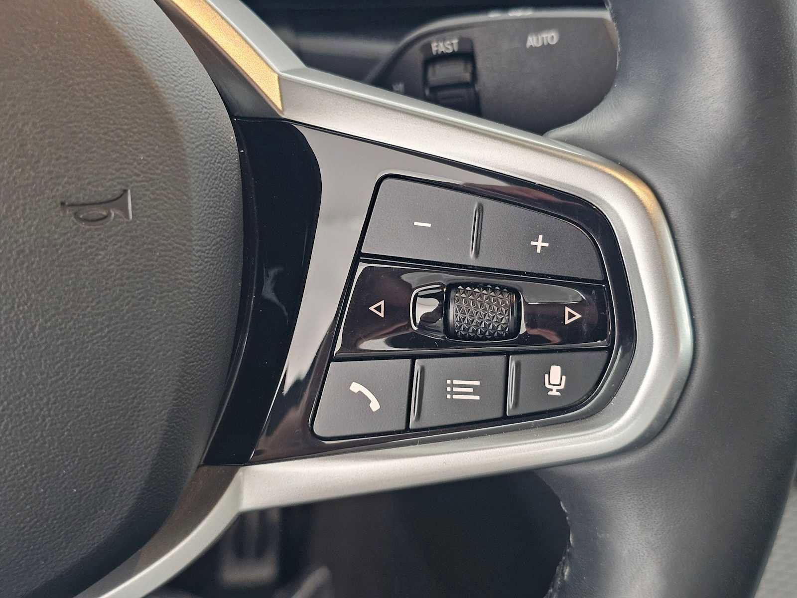 Used 2025 BMW i4 xDrive40i w/ M Sport Package image 28