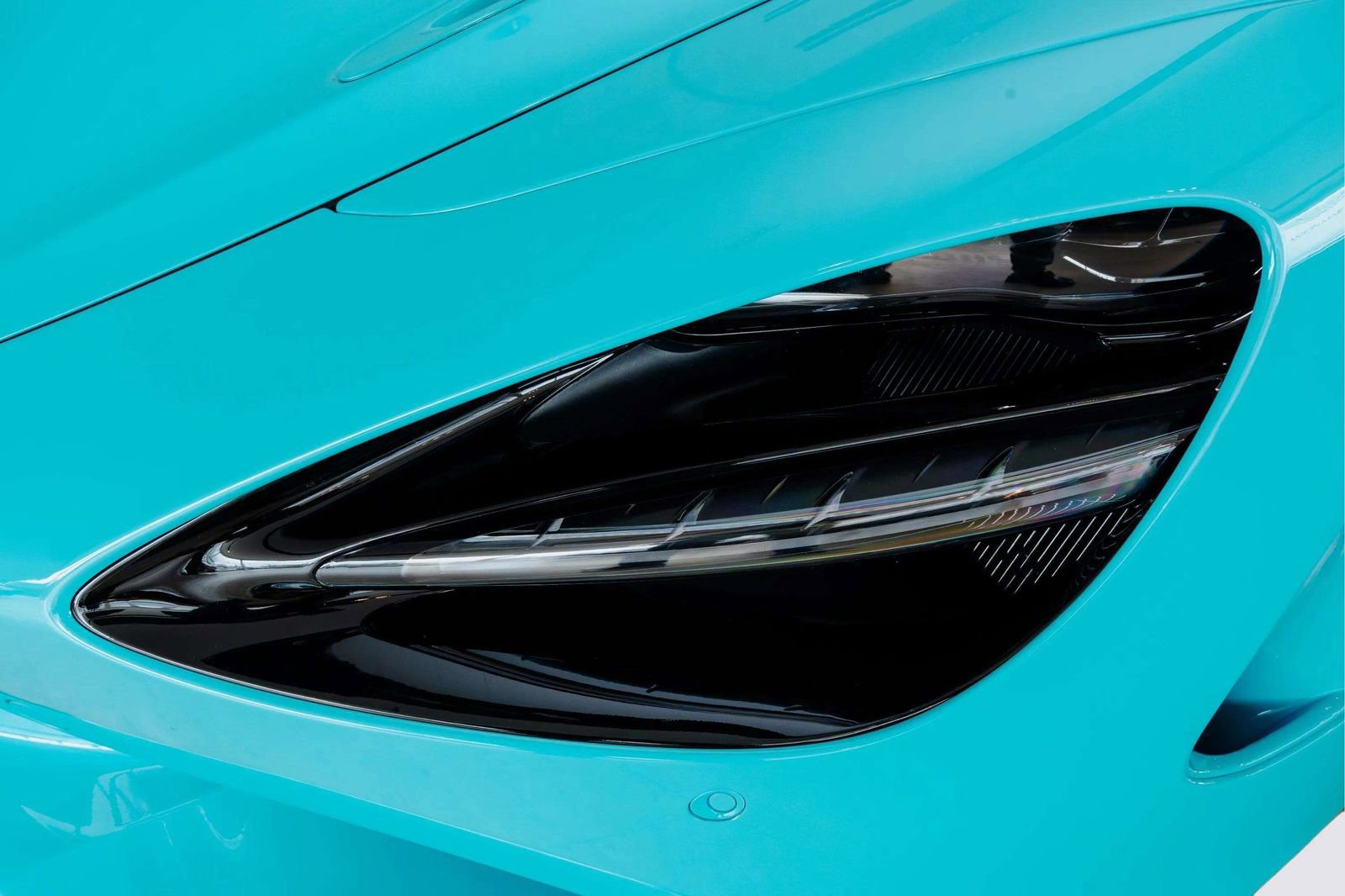 Used 2024 McLaren 750S RWD image 38