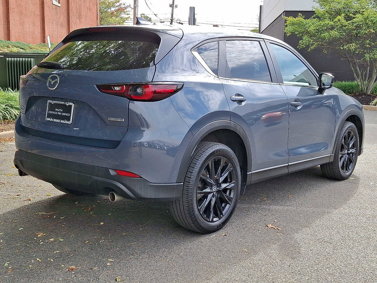 Certified 2023 MAZDA CX-5 Carbon Edition image 4