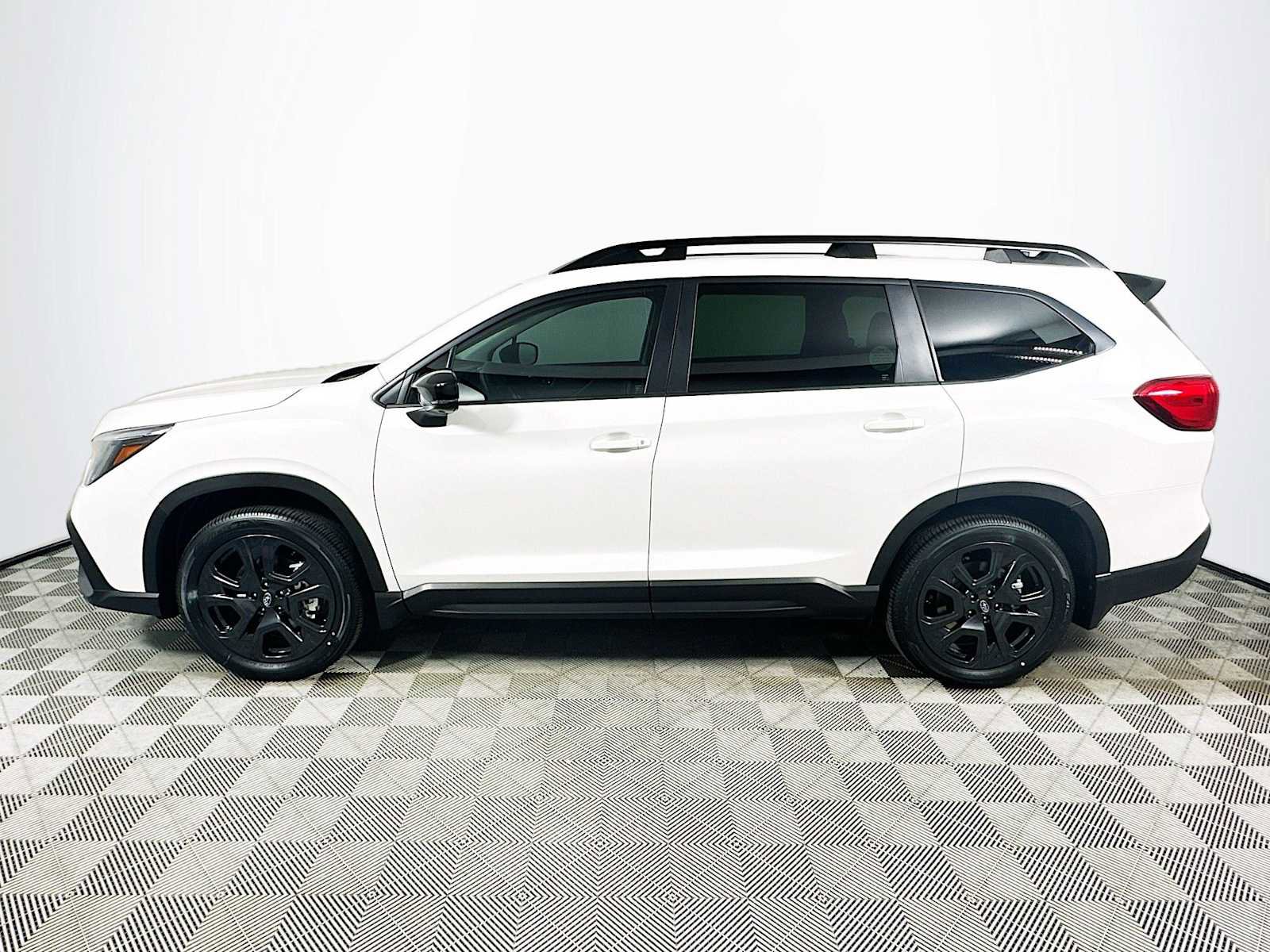 New 2026 Subaru Ascent Bronze Edition image 4