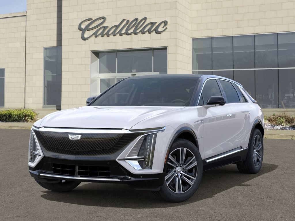 New 2025 Cadillac Lyriq Luxury w/ LPO, Floor Liner Package AWD/4WD image 6