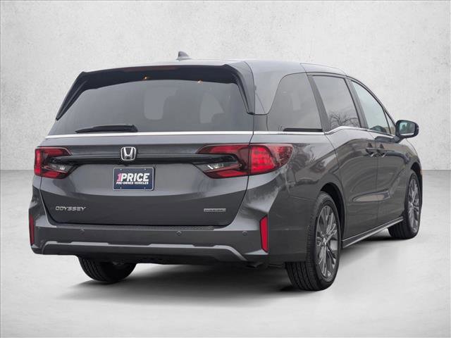 Used 2025 Honda Odyssey Touring image 5