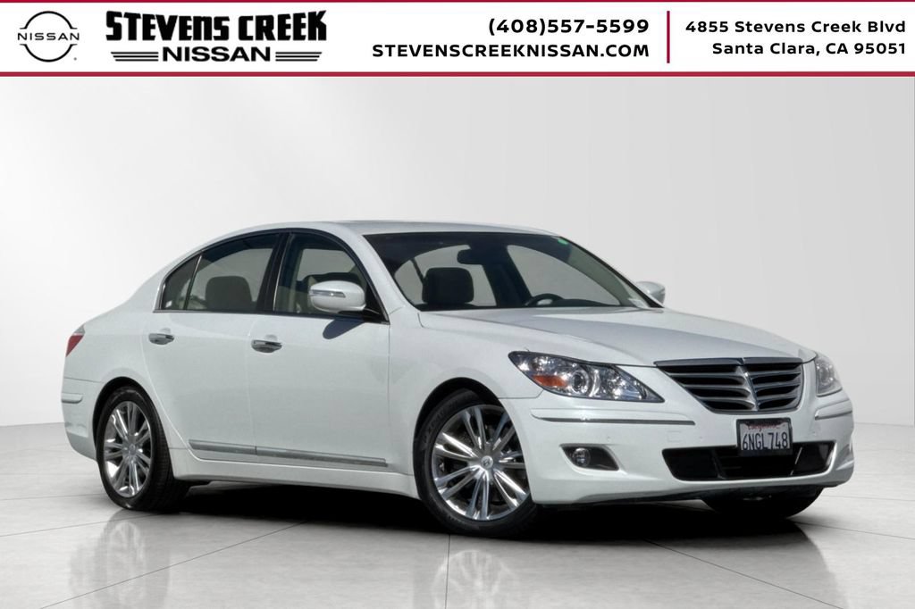 Used 2010 Hyundai Genesis 4.6 w/ Technology Pkg 5 RWD image 1