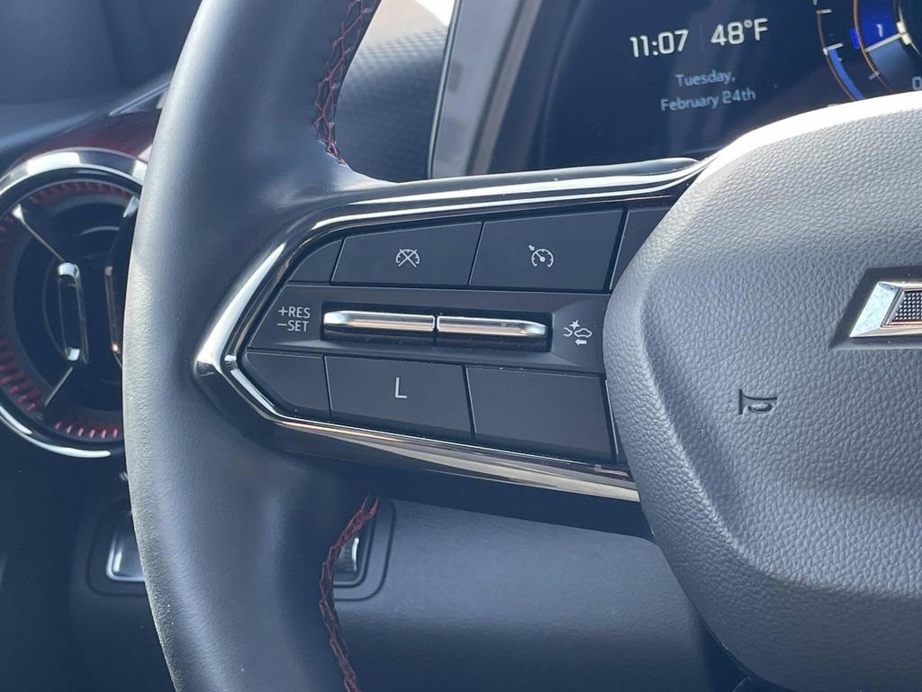 Used 2025 Chevrolet Equinox RS image 28