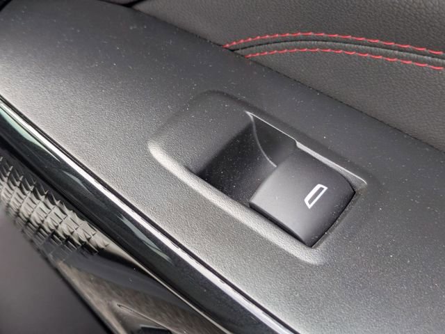 New 2026 Chevrolet Trax RS w/ Sunroof Package FWD image 35
