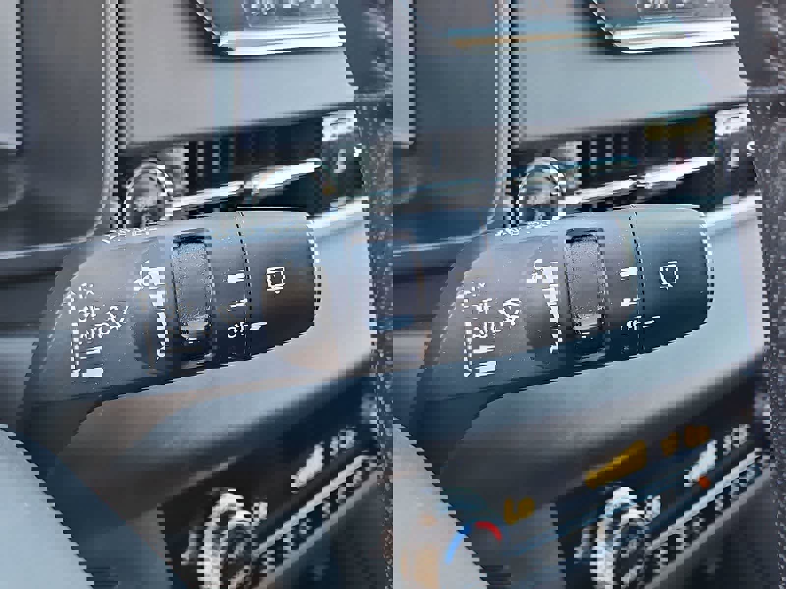 Used 2023 Mitsubishi Outlander SE image 27